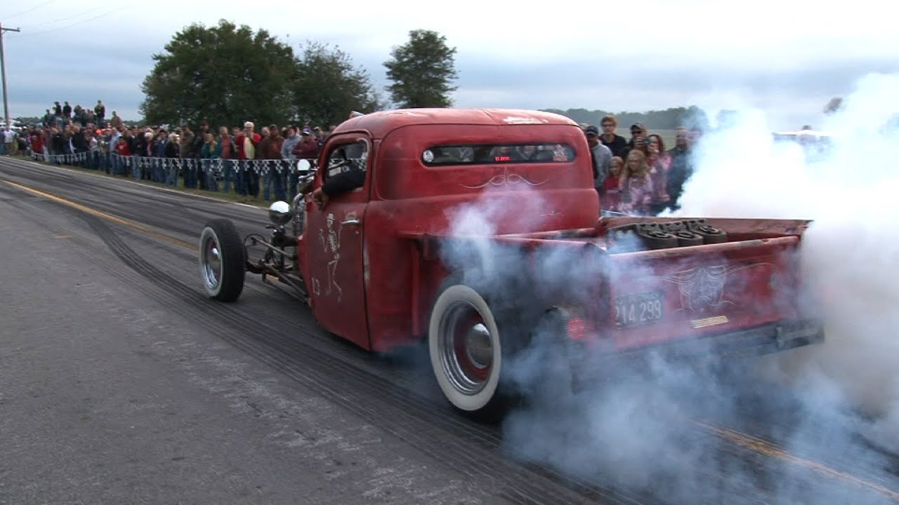 NON STOP Back Road BURNOUTS - Spooky Moon Car Show