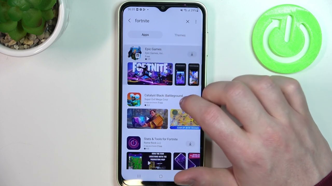 How do I get Fortnite on my Samsung Galaxy device?