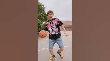 Thumbnail of Fujii Kaze dribbles to the beat of his song. 🏀