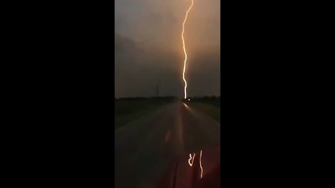 The Most Powerful Lightning STRIKE Ever Caught On Camera 