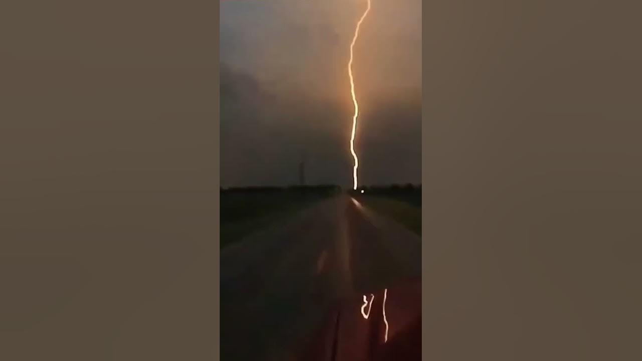 The Most Powerful Lightning STRIKE Ever Caught On Camera..😶