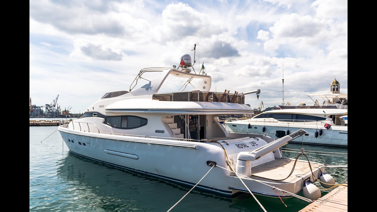 Обзор яхты Princess 75