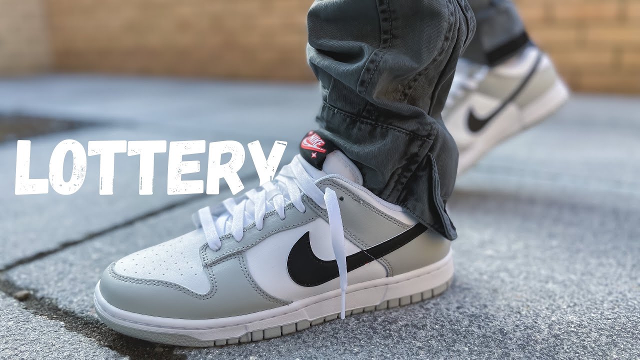 nike dunk low se lottery pack grey fog