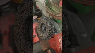 Found a really good way to clean rust!! #mechanic #crosstheline #diy #garage #repair