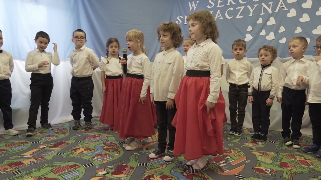 11 Listopada - Święto Niepodległości. Niepubliczne Przedszkole dwujęzyczne Motylek w Lubartowie.