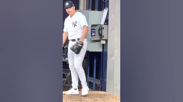 Greg weissert warming up   #Yankees