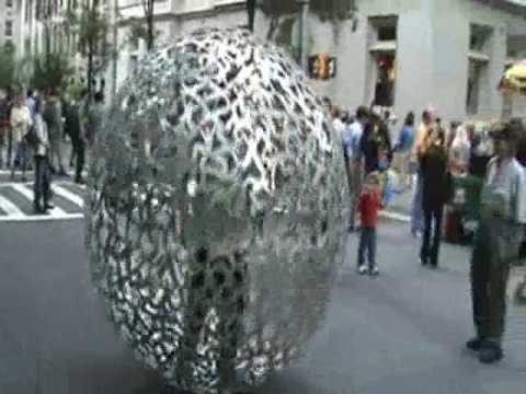 Artist Steve Zaluski at the Museum Mile Festival, NYC, 2009