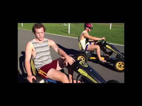 loosest aussie blokes go on holiday