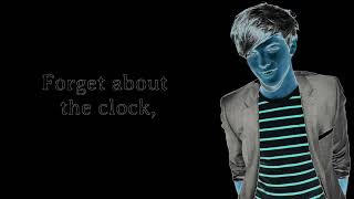 One Direction - Everything About You (Lyrics + Pictures) In Pitch White + G Major