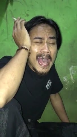 qori merokok tapi suara nya