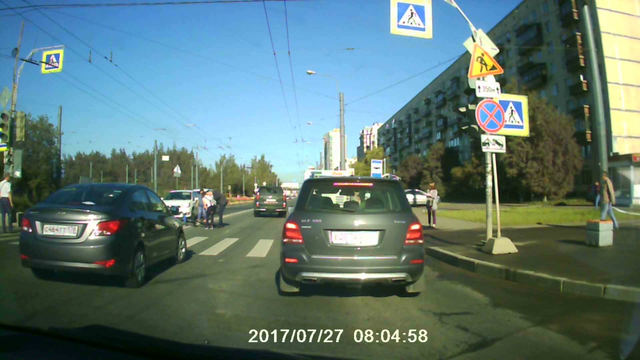 Сбили велосипедистку на Хасанской - YouTube