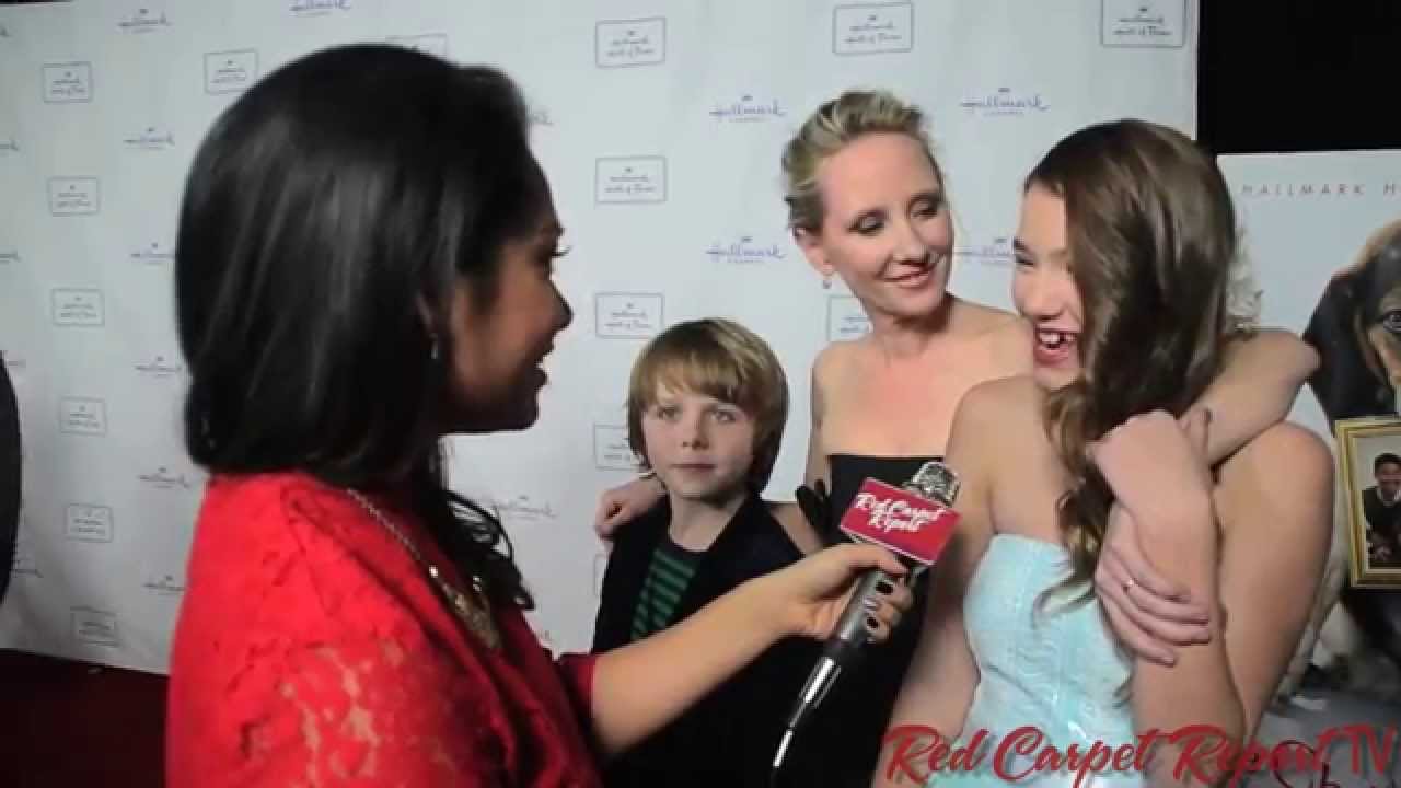 Griffin Kane, Anne Heche & Ali Skovbye at Hallmark's Premiere "One Christmas Eve" 