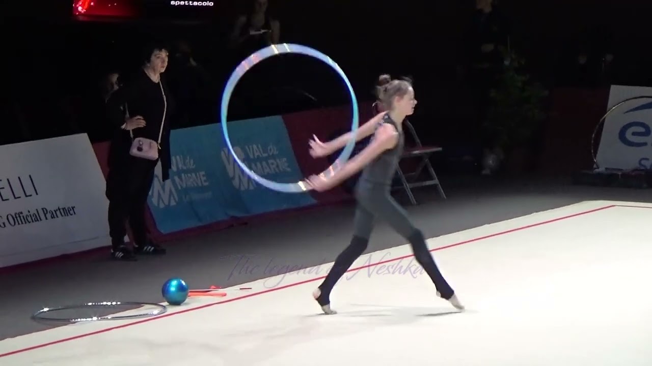 Taisiia ONOFRIICHUK (UKR) hoop - 2025 Thiais trainings