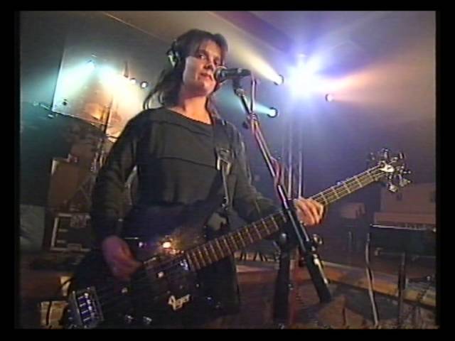 Watch The Scene - Romantiek @ 2 Meter Sessies, 1996 on YouTube Watch The Scene - Romantiek @ 2 Meter Sessies, 1996 on YouTube