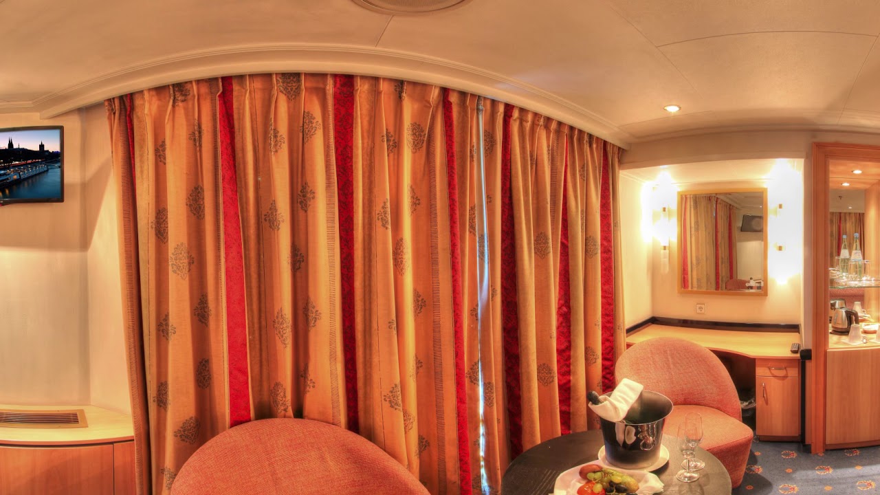 TITAN TRAVEL | MS Serenade 1 | Chopin Suite | 360º