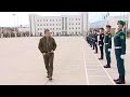 Бердымухамедов осмотрел образцы униформы военнослужащих