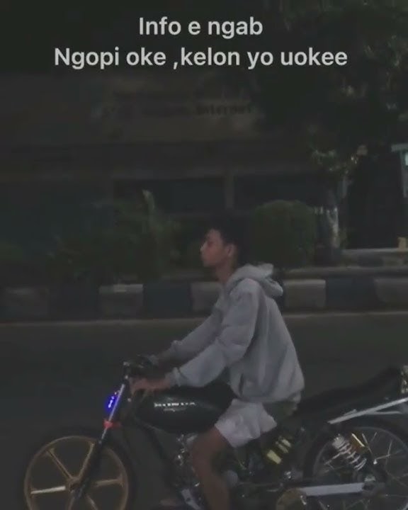 Story wa 15 detik | ngopi oke , kelon yo uookee 😂😂
