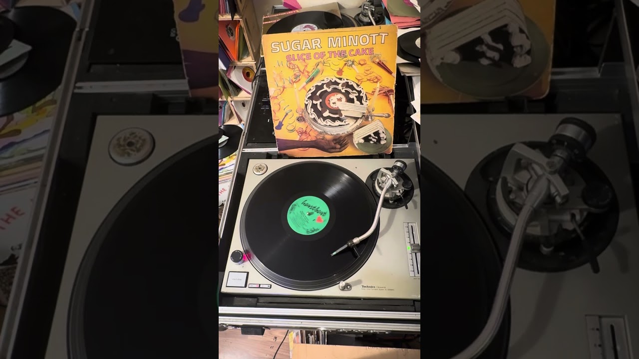 Sugar Minott - Buy Out The Bar - YouTube