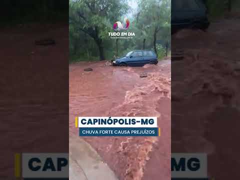 Chuva forte atinge Capinópolis, no Triângulo Mineiro, e causa prejuízos