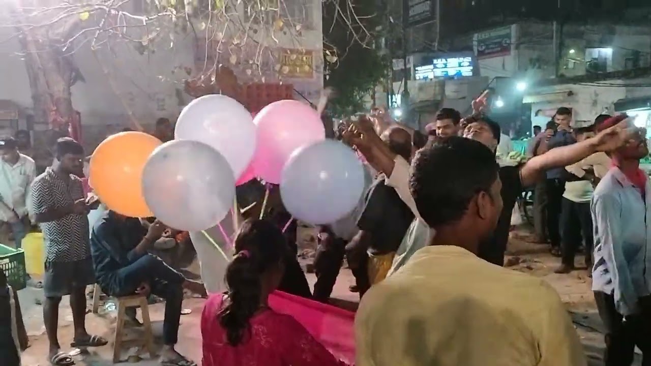 बनारस के पांडेपुर में होलिका दहन का शानदार नजारा #होली #banarasi #बनारस_के_घाट 