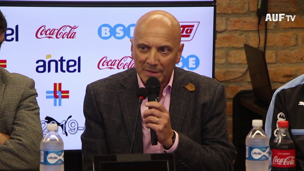 #Sub20 | Entrega del Pabellón Nacional previo a #Polonia2019 fútbol de guatemala