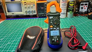 KLEIN TOOLS  CL22O Clamp Meter