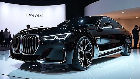 2026 BMW i7 FIRST LOOK – The Ultimate Electric Sedan!