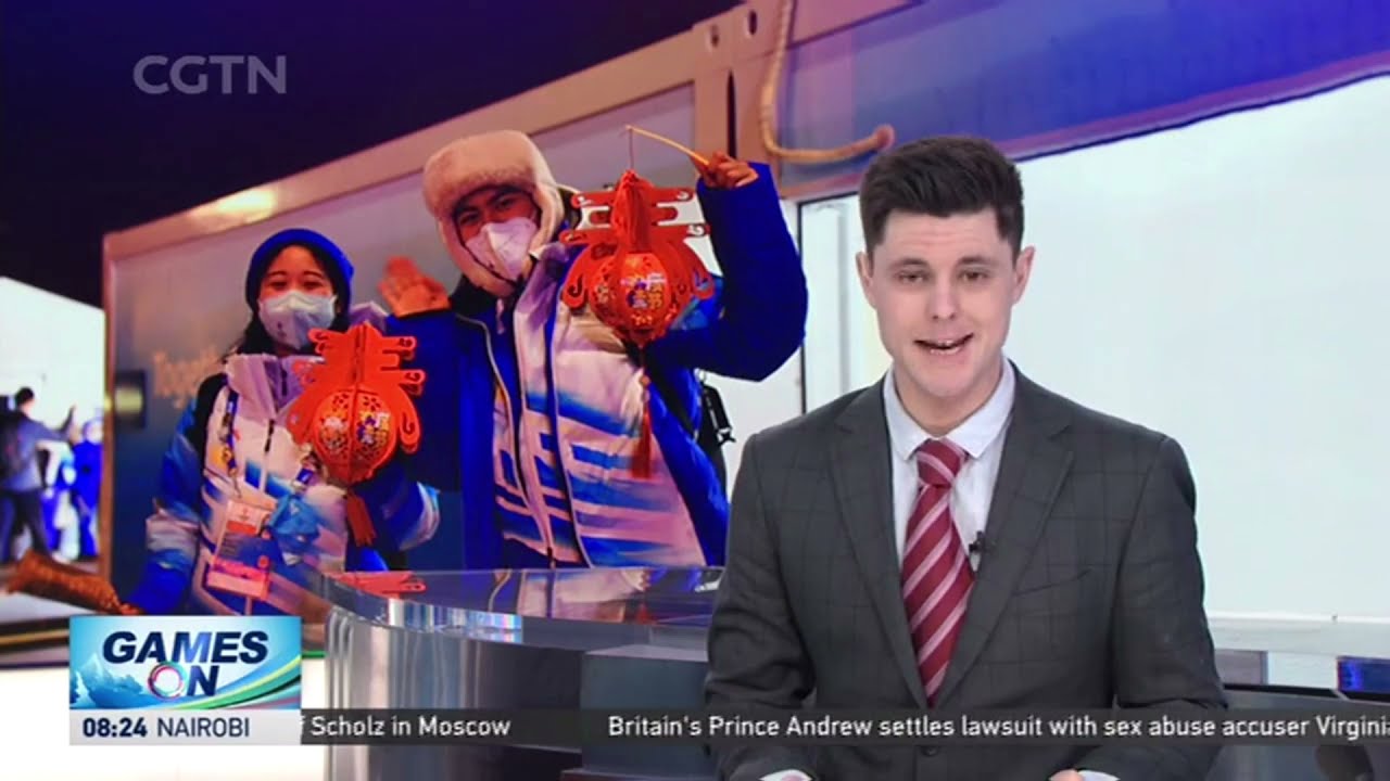 Beijing Winter Olympics| Volunteers celebrate Lantern Festival in Olympic media centre 元宵节 北京冬奥会