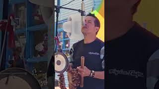 Granville island busker