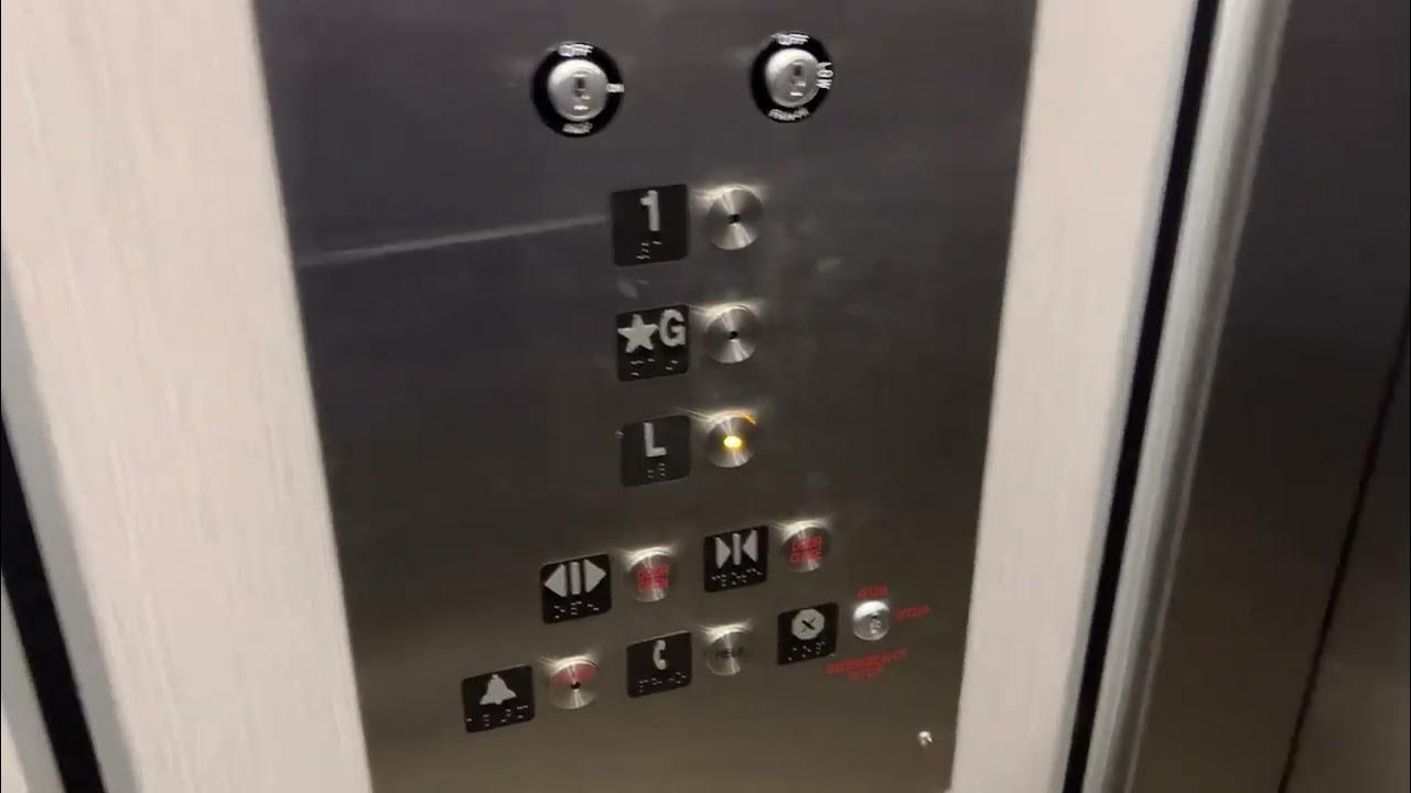 MOD Former Burlington Hydraulic Elevator at ZwangerPesiri Radiology