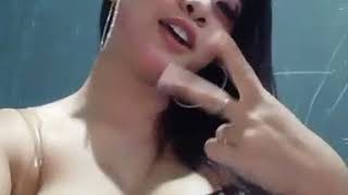 DANGDUT HOT GOYANG DUA JARI BIKIN DEG DEGGAN