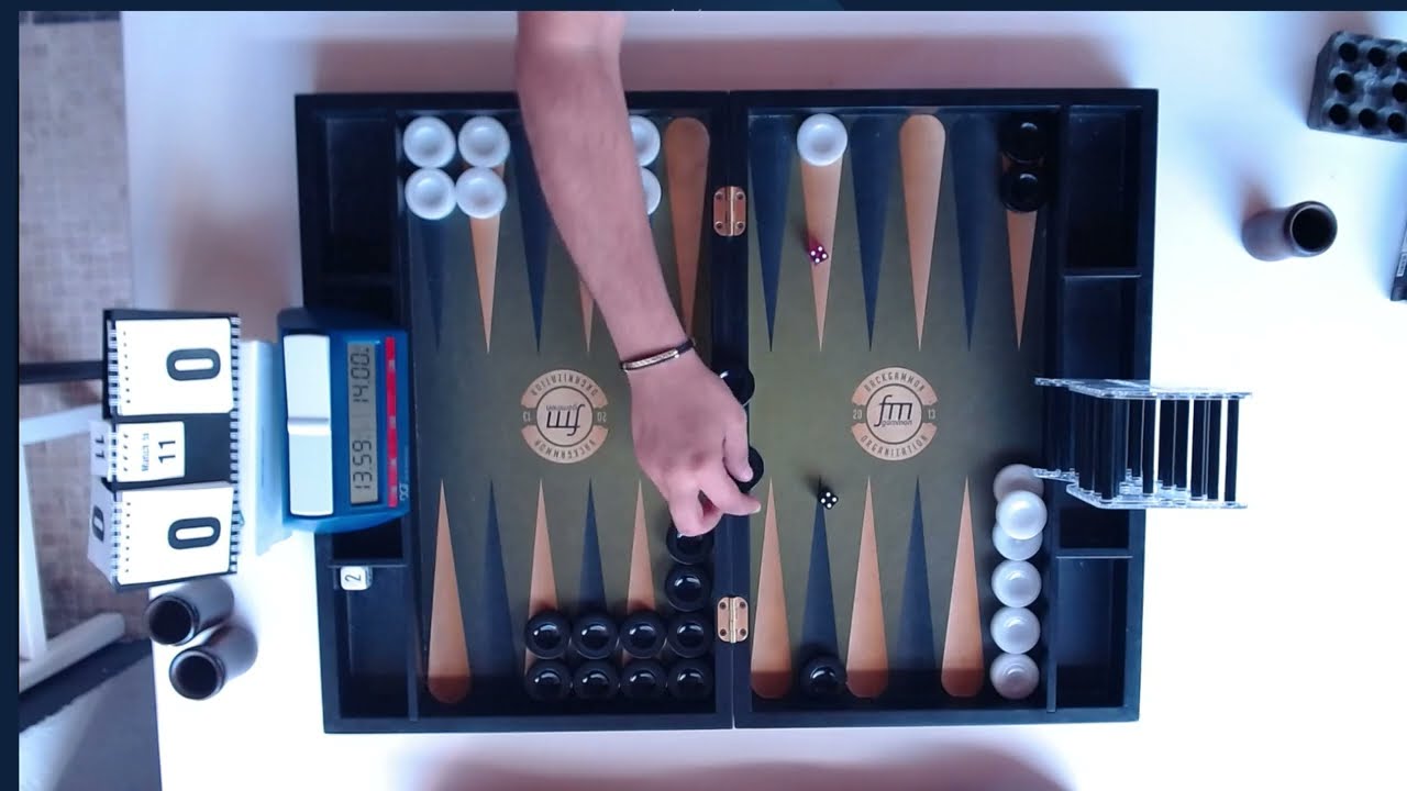 Cenk Çorbacıoğlu (Black) vs Aykut Uzel (White)