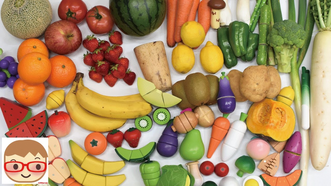 ⁣木のおままごとセットと本物の野菜と果物を切る！おもちゃでリアルなやさいの名前をおぼえよう！にーさら 20sarasa