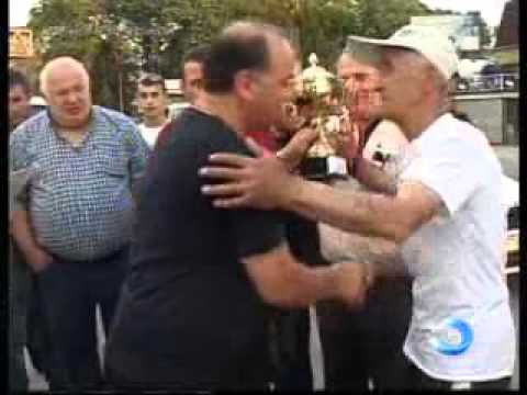 აქცია მეორე მსოფლიო ომში დაღუპულთა პატივსაცემად - 60 წლის სულიკო ჭაღალიძემ 82 კმ ფეხით გაიარა