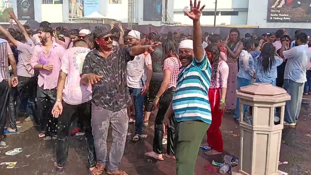 मालाड २०२६ मार्च ३ inorbit मॉल होळी इनोजय 