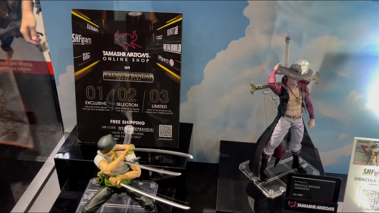 One Piece S.H. Figuarts Dracule Mihawk Hawk Eye Exclusive at