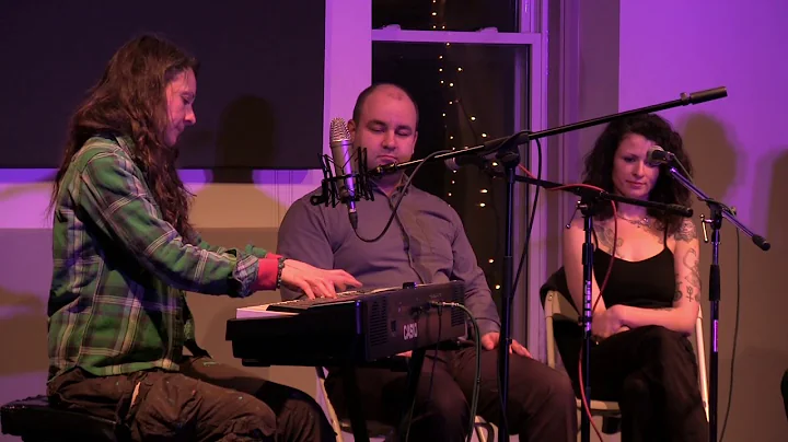 Alison Radcliffe: Song 3 Five Mics Songwriter Seri...