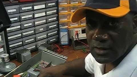 Removing The Mechanical Relay From A Vintage Leslie 147 Amplifier