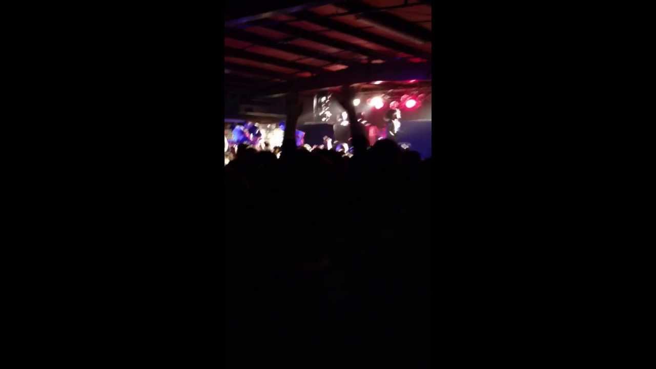 Issues-Hooligans Live