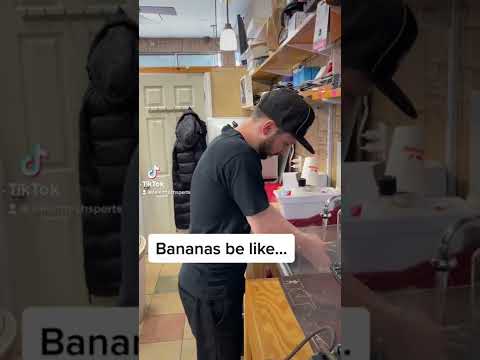 Why are bananas like this 😩 #meme #memes #food #funny #chef #organic #restaurant #shorts