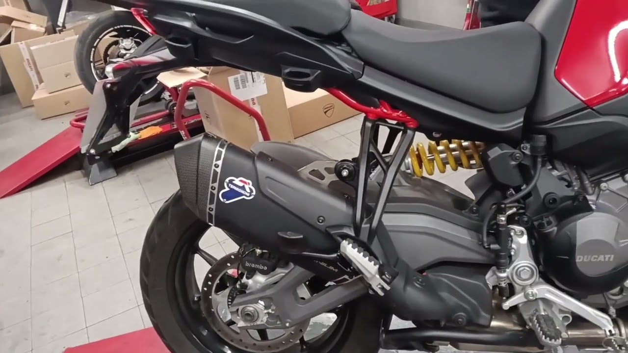 Exhaust Factory and Termignoni Titanium Multistrada V2S 2025 - YouTube