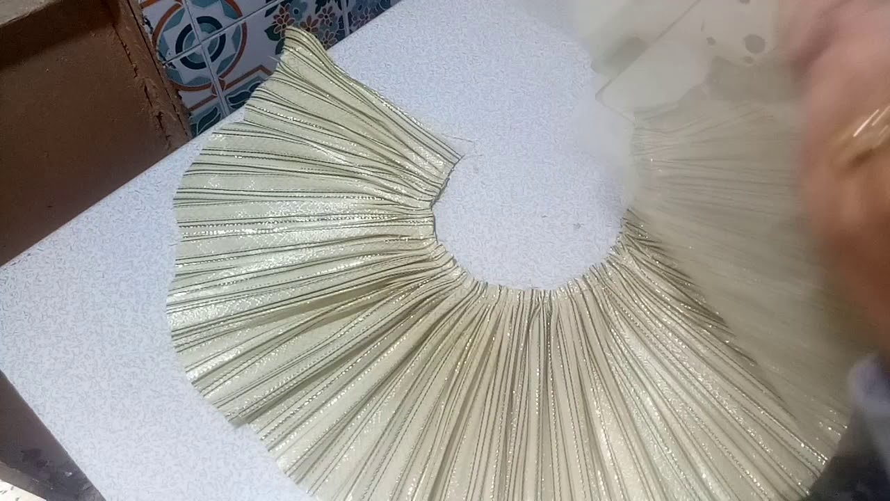 ج1.  طريقة تفصيل وخياطة بلوزة منسوج