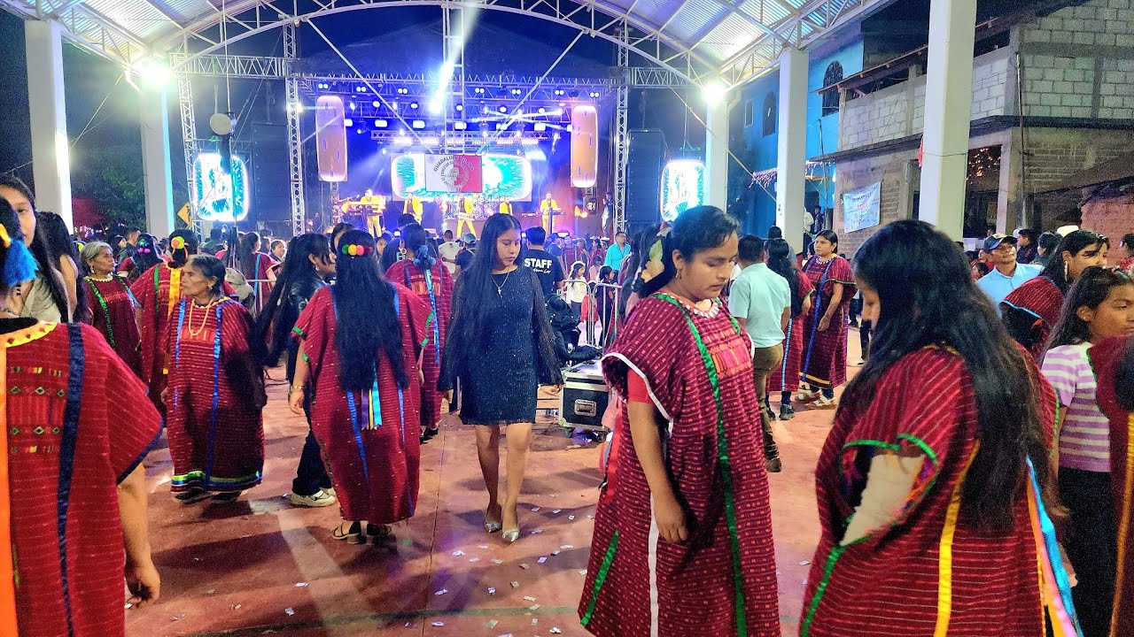 La mera ley y su espectacular baile en Guadalupe tilapa region triqui de oaxaca México 