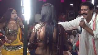 # पिंकी और जूली हुई दुगोला गाते समय HD Video Bhojpuri झोटा झोटी