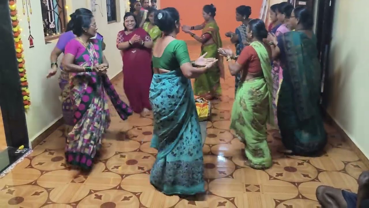 Aarti la aalay ani yite trend suru zala 😂🙏🥰