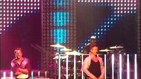 Click Click Click NKOTB June 17th 2010 RCMH