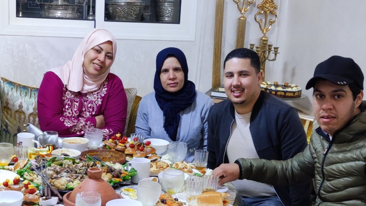 #مربوحة_tv عراضة نتاع الكبرانية لالة حادة 👍اكارثة وقعات ليا الحمد الله اختي البهجة مجراوش عليا😭