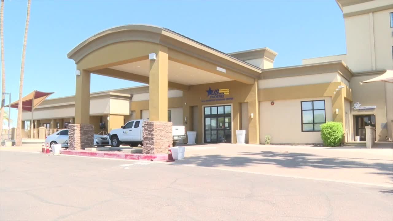 New facility to house over 100 homeless veterans opening in Phoenix