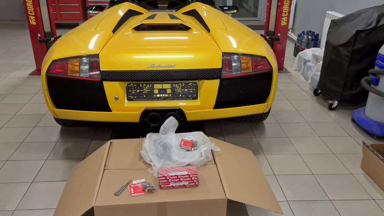 Модный контрафакт: кто приобретает китайские подделки