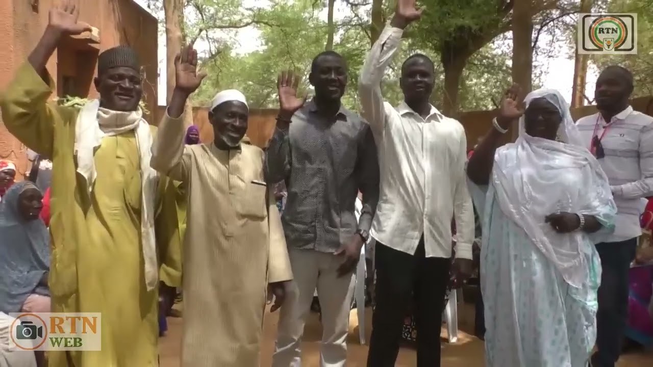 Initiative « Tchéton Kassa » :  quartier Aéroport,  et quartier Boukoki 4
